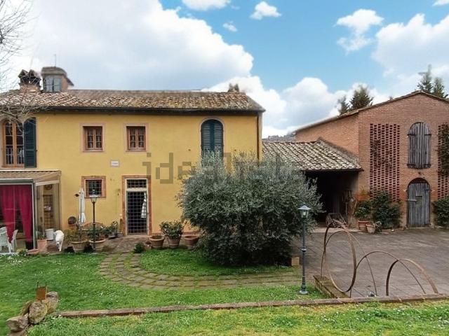 Rustico in vendita a La Scala, San Miniato