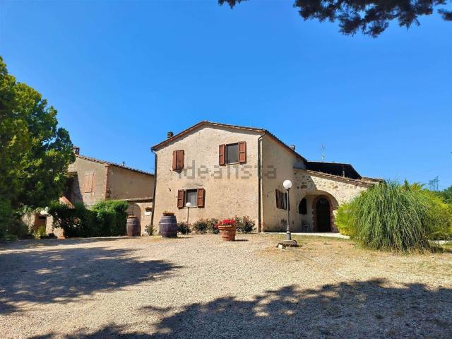Rustico in vendita a Colle Di Val D'elsa, Toscana