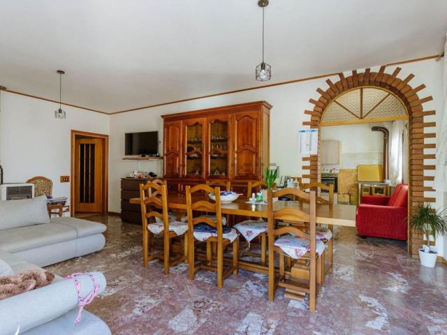 Rustico in vendita a Cinto Euganeo, Valnogaredo