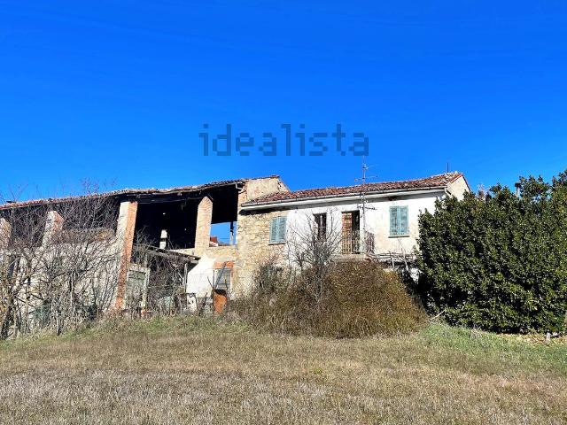 Rustico in vendita a Varzi, Lombardia