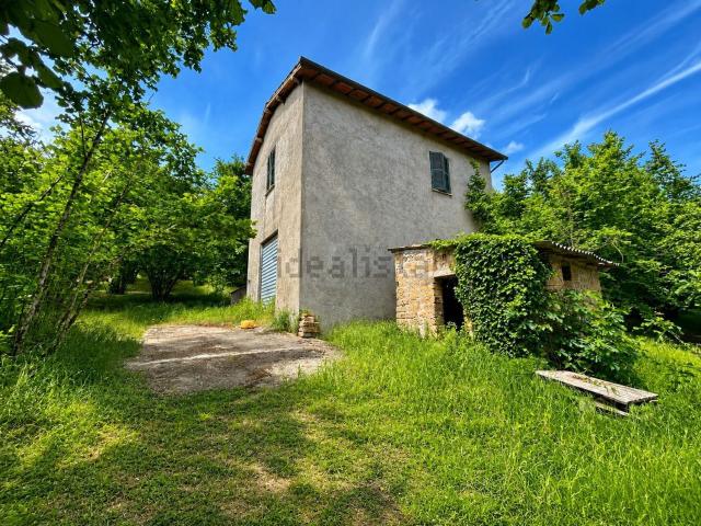 Rustico in vendita a Ronciglione, Lazio