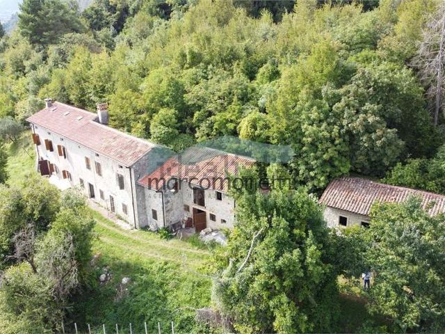Rustico in vendita a Vittorio Veneto, Veneto