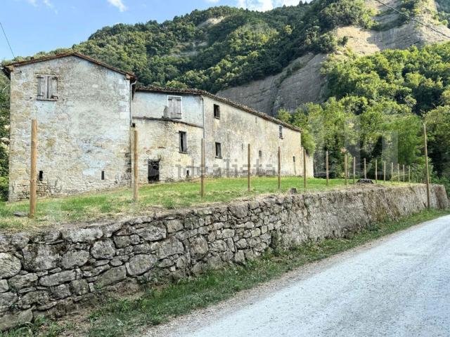 Rustico in vendita a Collina, Talamello