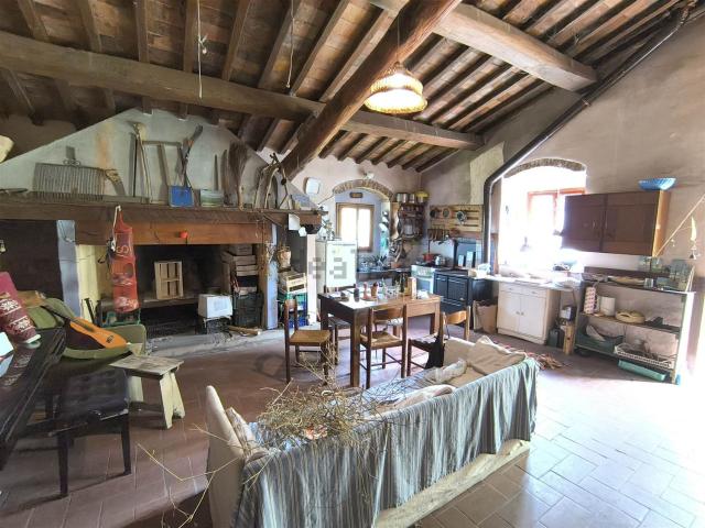 Rustico in vendita a Poggio alla Croce, Greve in Chianti