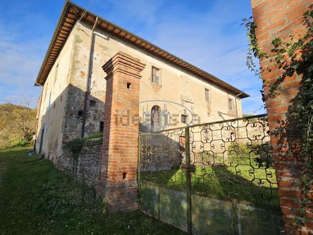 Rustico in vendita a Unione di Comuni Valdarno e Valdisieve, Reggello
