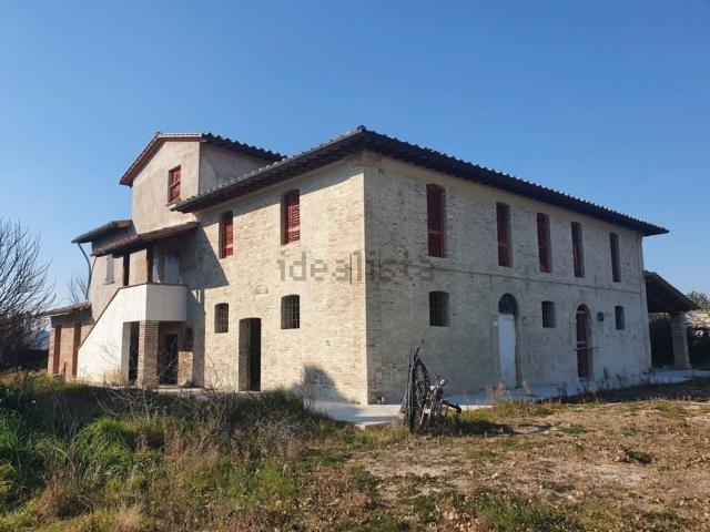 Rustico in vendita a Cipresso, Bastia Umbra