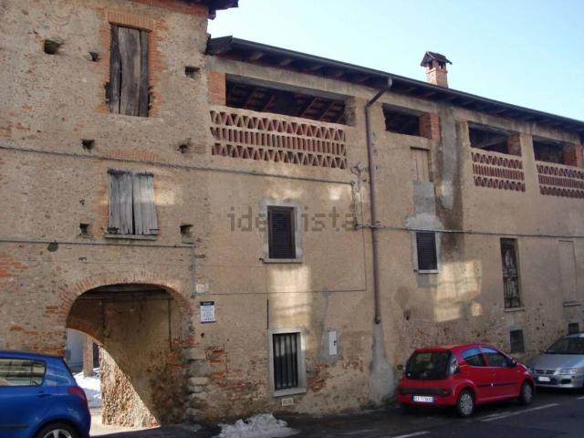 Rustico in vendita a Santa Cristina, Piemonte