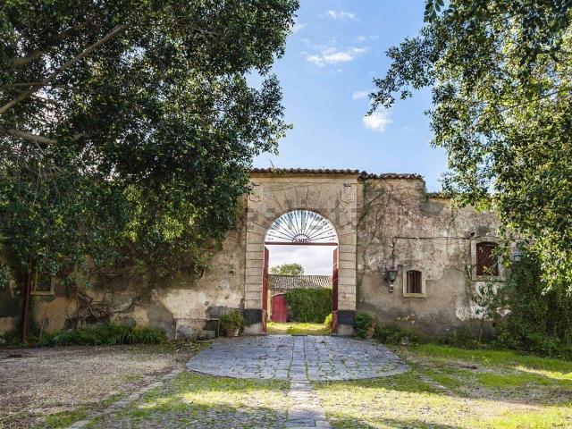 Rustico in vendita a Lentini, Sicilia