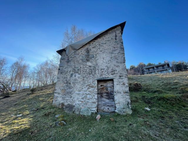 Rustico in vendita a Civo, Lombardia