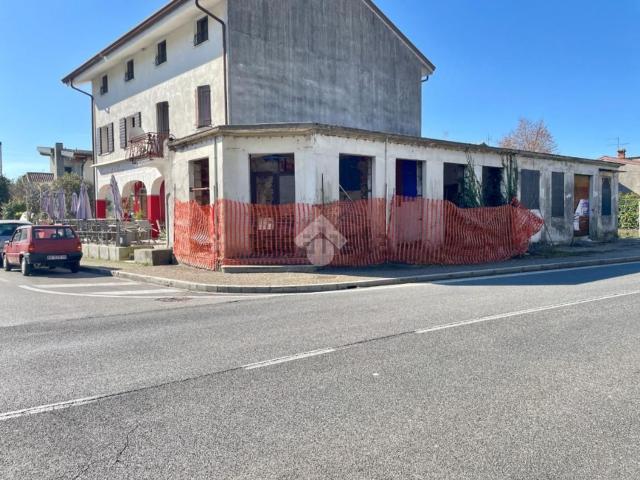 Rustico in vendita a Tarcento, Friuli-Venezia Giulia