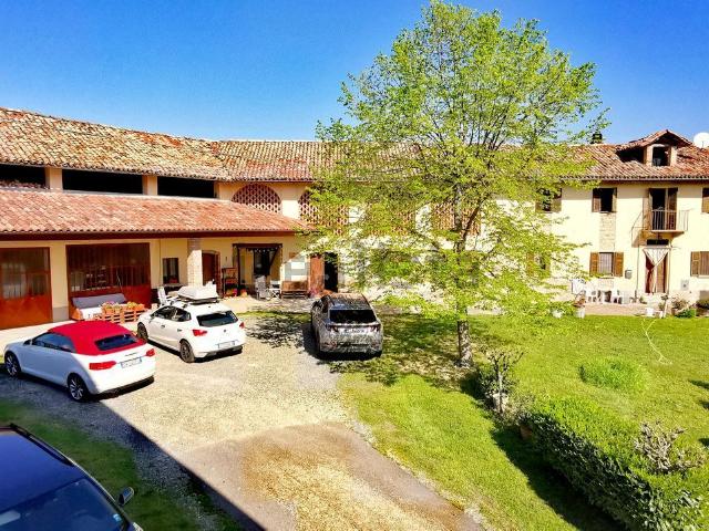 Rustico in vendita a Piemonte, Asti