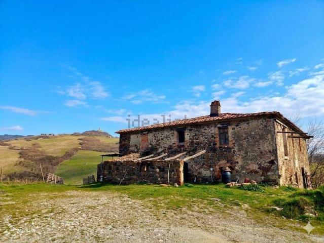 Rustico in vendita a Radicofani, Siena
