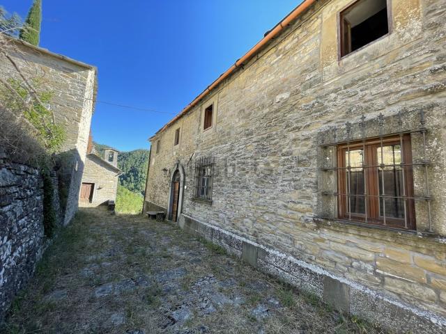 Rustico in vendita a Firenzuola, Firenze