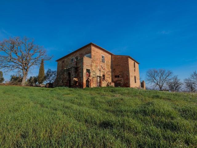 Rustico in vendita a Torrita di Siena, Siena