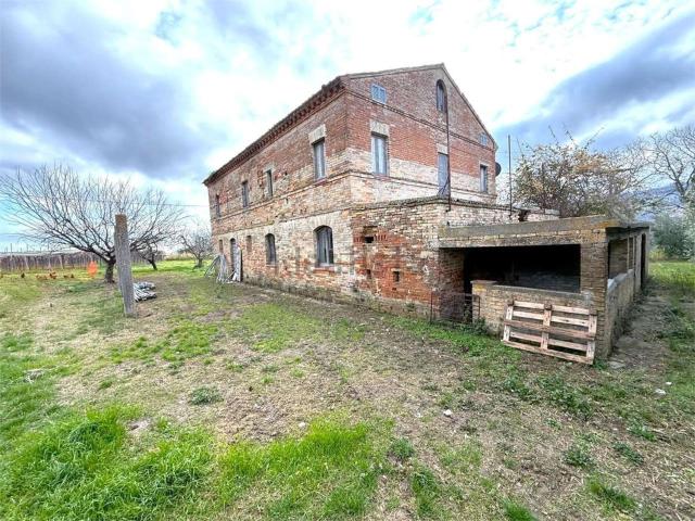 Rustico in vendita a Marche, Fermo