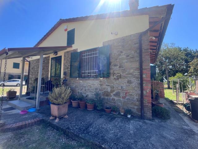 Rustico in vendita a Olmo, Arezzo