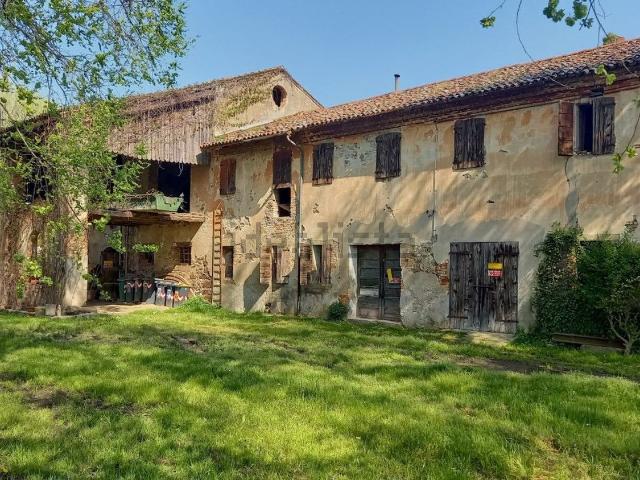 Rustico in vendita a Abano Terme Bagni, Veneto