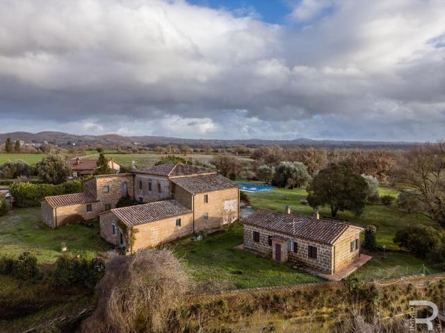 Rustico in vendita a Unione di Comuni Montani Colline del Fiora, Sorano