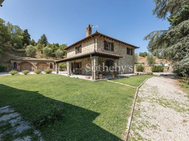 Rustico in vendita a Civitella in Val di Chiana, Toscana