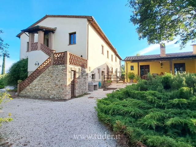Rustico in vendita a Fratta Todina, Umbria