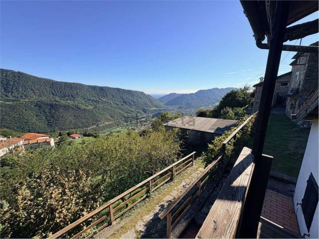 Rustico in vendita a Vittorio Veneto, Veneto