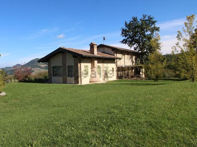 Rustico in vendita a Nibbiano, Reggio Emilia