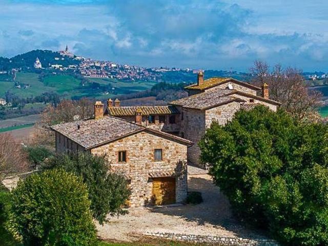 Rustico in vendita a Izzalini, Umbria