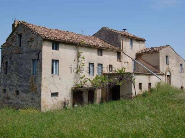 Rustico in vendita a Sala, Marche