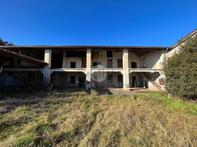 Rustico in vendita a Cazzago San Martino, Lombardia