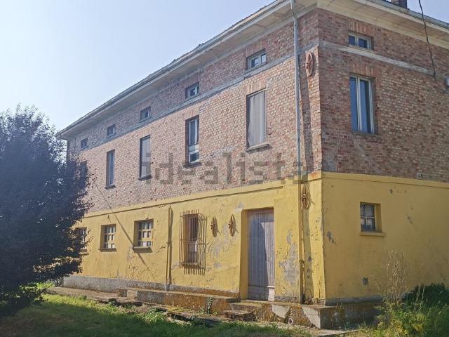 Rustico in vendita a Sassocorvaro Auditore, Marche