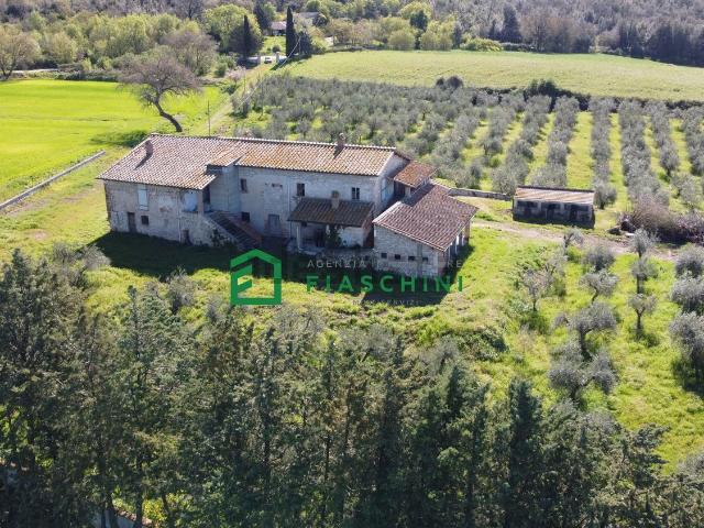 Rustico in vendita a Lugnano in Teverina, Terni