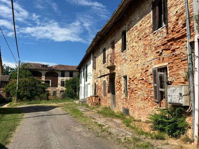 Rustico in vendita a Piemonte, Asti