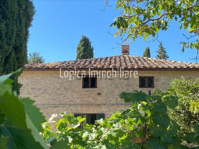 Rustico in vendita a Cenerente, Umbria