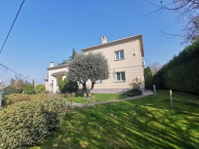 Rustico in vendita a La Chiusa, Casteggio