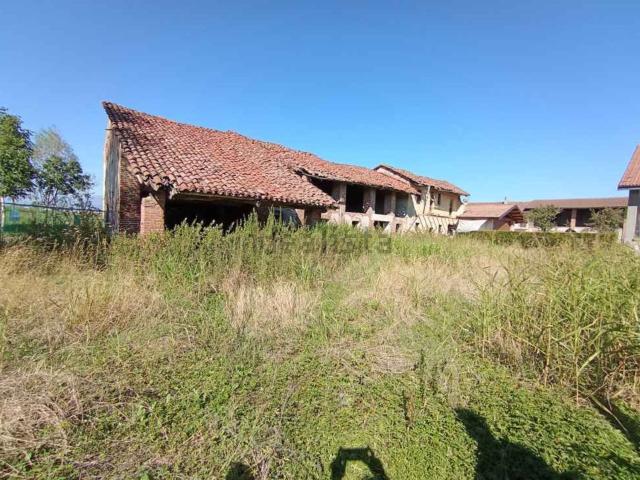 Rustico in vendita a Levaldigi, Savigliano