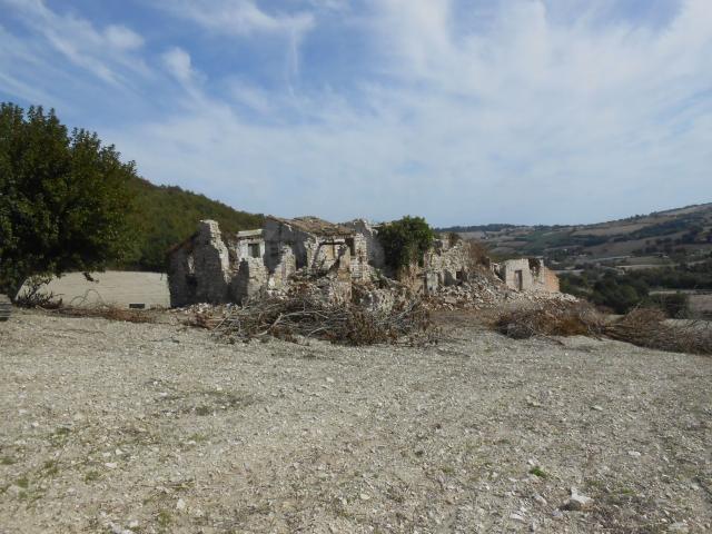 Rustico in vendita a Isola di Fano, Fossombrone