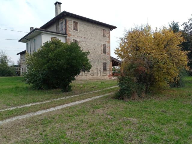 Rustico in vendita a Sovilla, Nervesa Della Battaglia