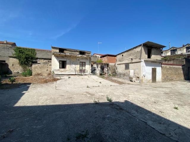 Rustico in vendita a Casapozzano, Orta Di Atella