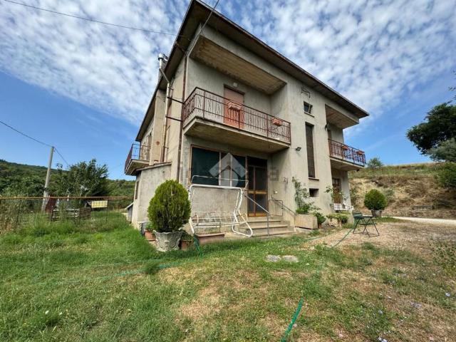 Rustico in vendita a Cannara, Umbria