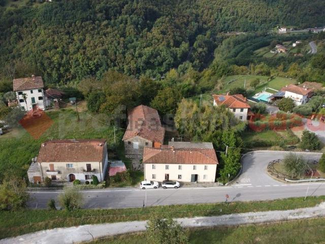 Rustico in vendita a Unione Comuni Garfagnana, Fosciandora