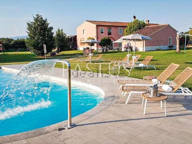Rustico in vendita a Fabbri, Altopascio