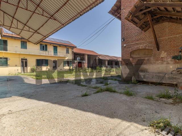 Rustico in vendita a Piemonte, Vercelli