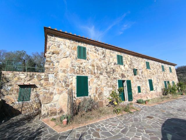 Rustico in vendita a Montevettolini, Toscana