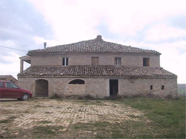 Rustico in vendita a Marche, Macerata