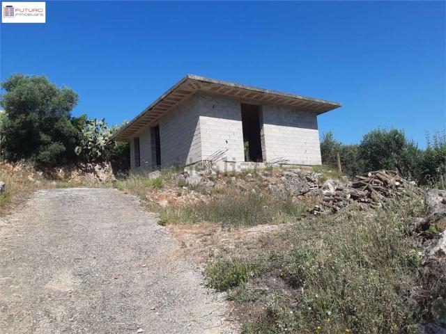 Rustico in vendita a San Raffaele, Fondi