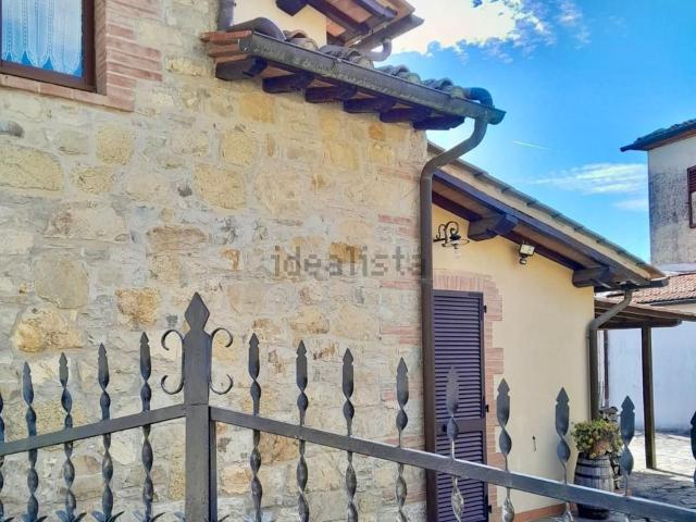 Rustico in vendita a Rietine, Gaiole in Chianti