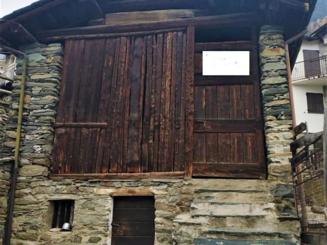 Rustico in vendita a Chiesa In Valmalenco, Lombardia