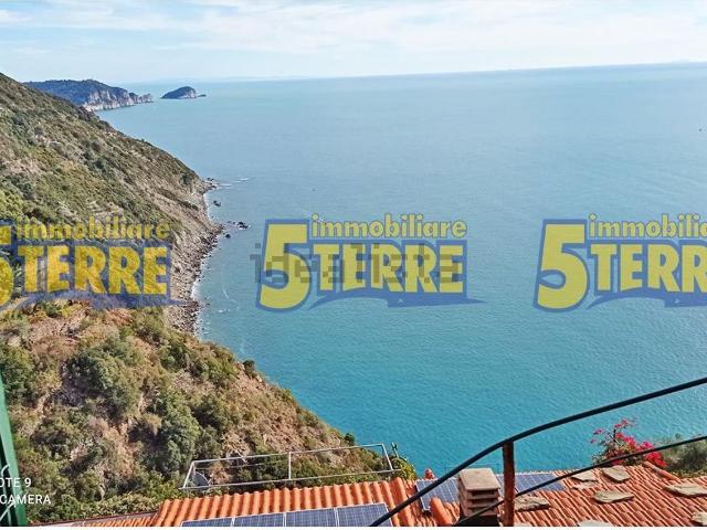 Rustico in vendita a La Spezia, Liguria