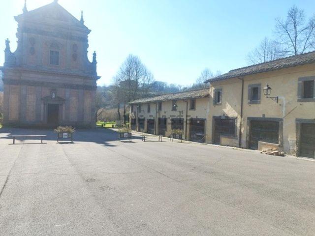 Rustico in vendita a Vallerano, Lazio