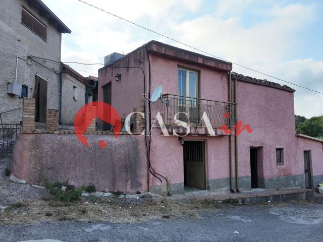 Rustico in vendita a San Piero, Militello Rosmarino